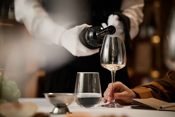 L’art du calice : comment accorder vos verres aux grands terroirs sans encombrer la salle L’art du calice : comment accorder vos verres aux grands terroirs sans encombrer la salle